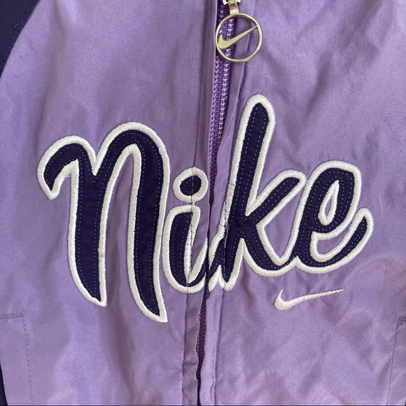 Nike Windbreaker - Picture 2 of 4